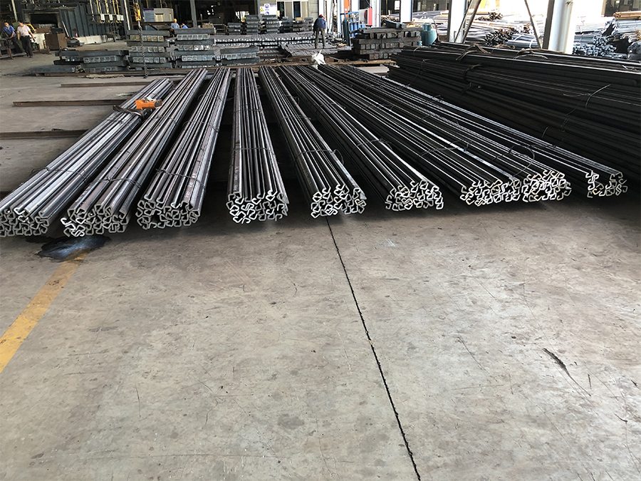 熱軋異型鋼是否可以進行露天擺放？