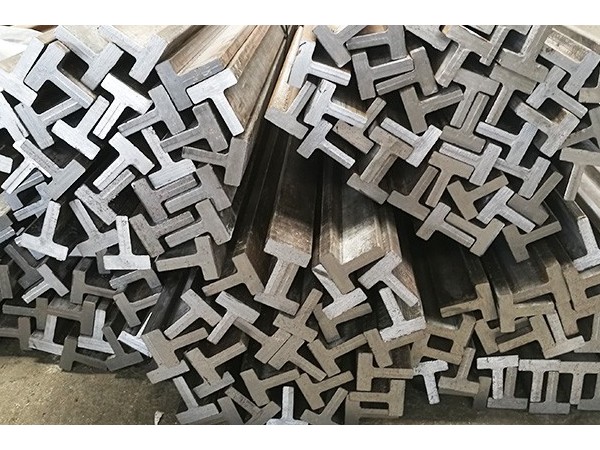 異型鋼出現(xiàn)開裂的原因有哪些？